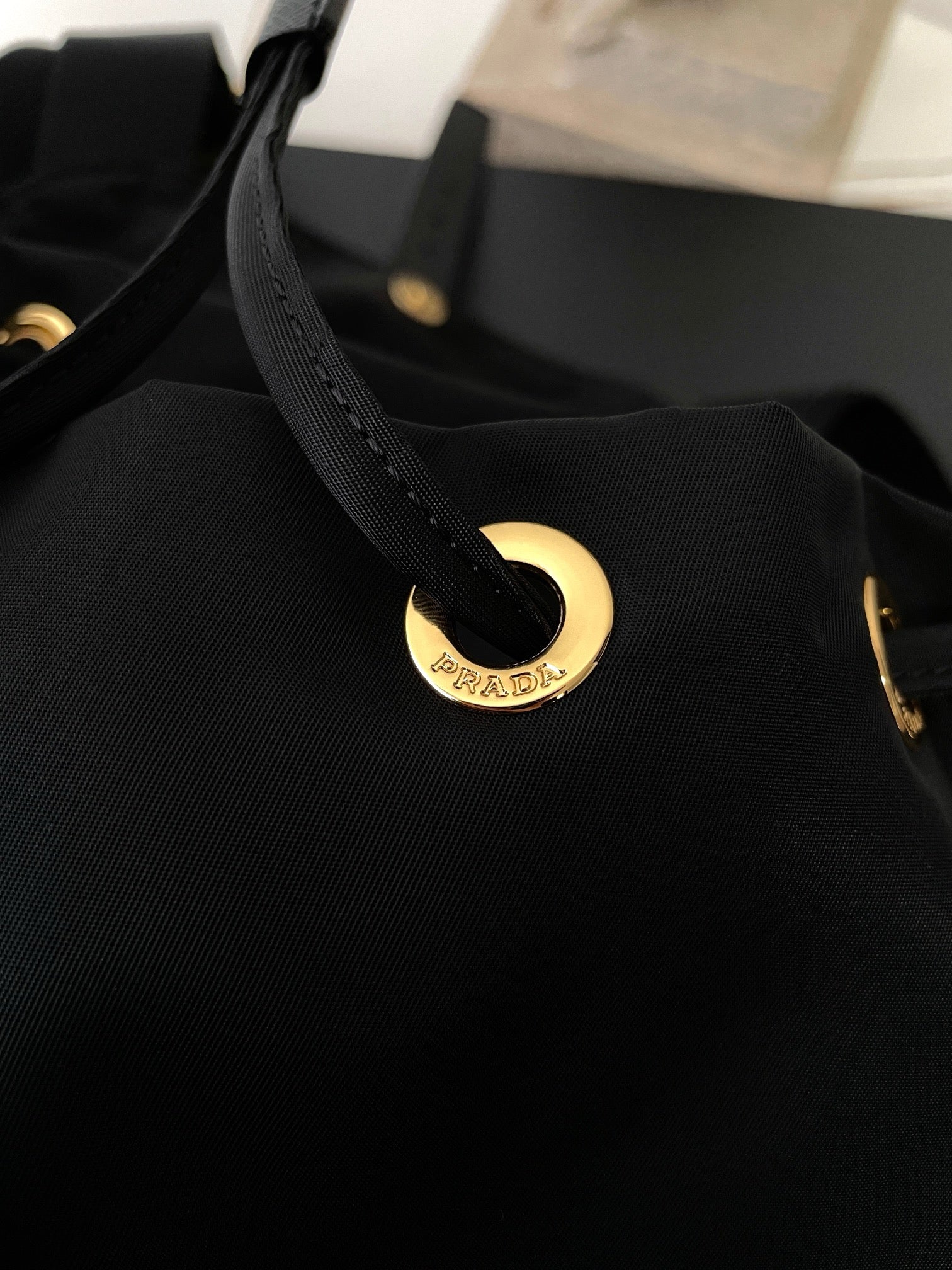 프라다 리나일론 백팩 스몰 금장