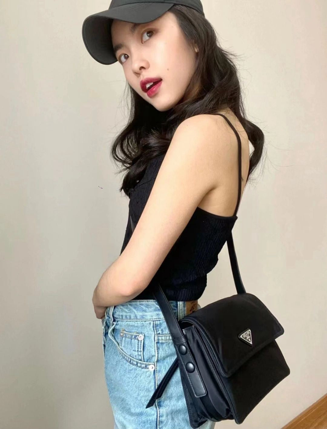 프라다 리나일론 패딩 숄더백 스몰