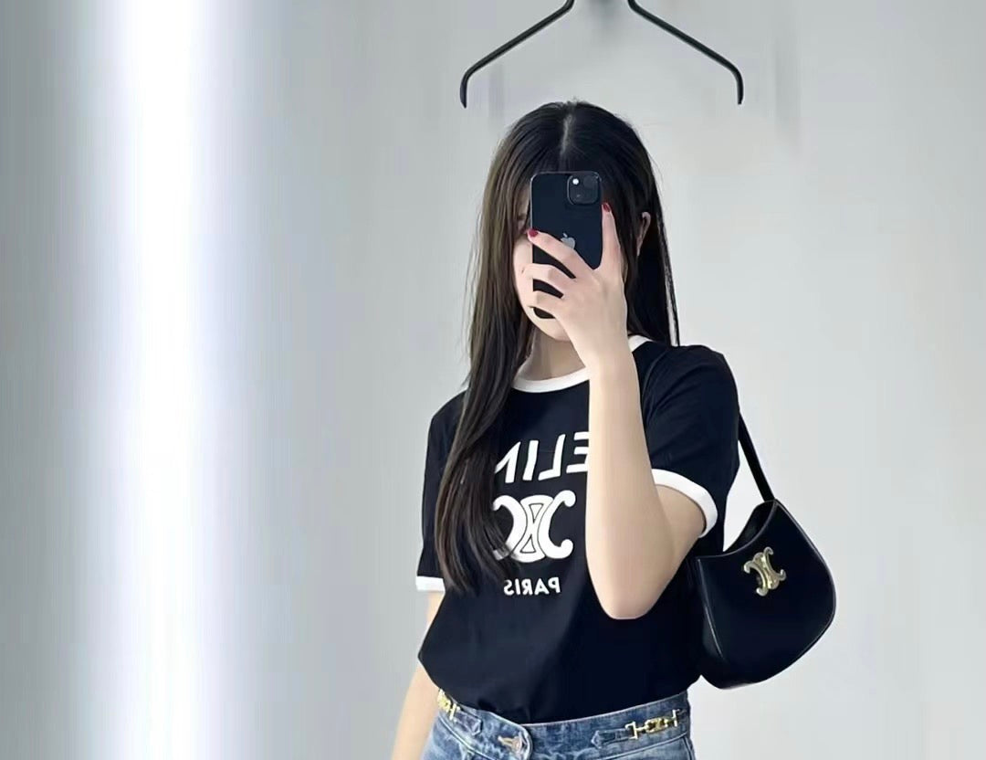 셀린느 틸리 숄더백 카프스킨 미디움