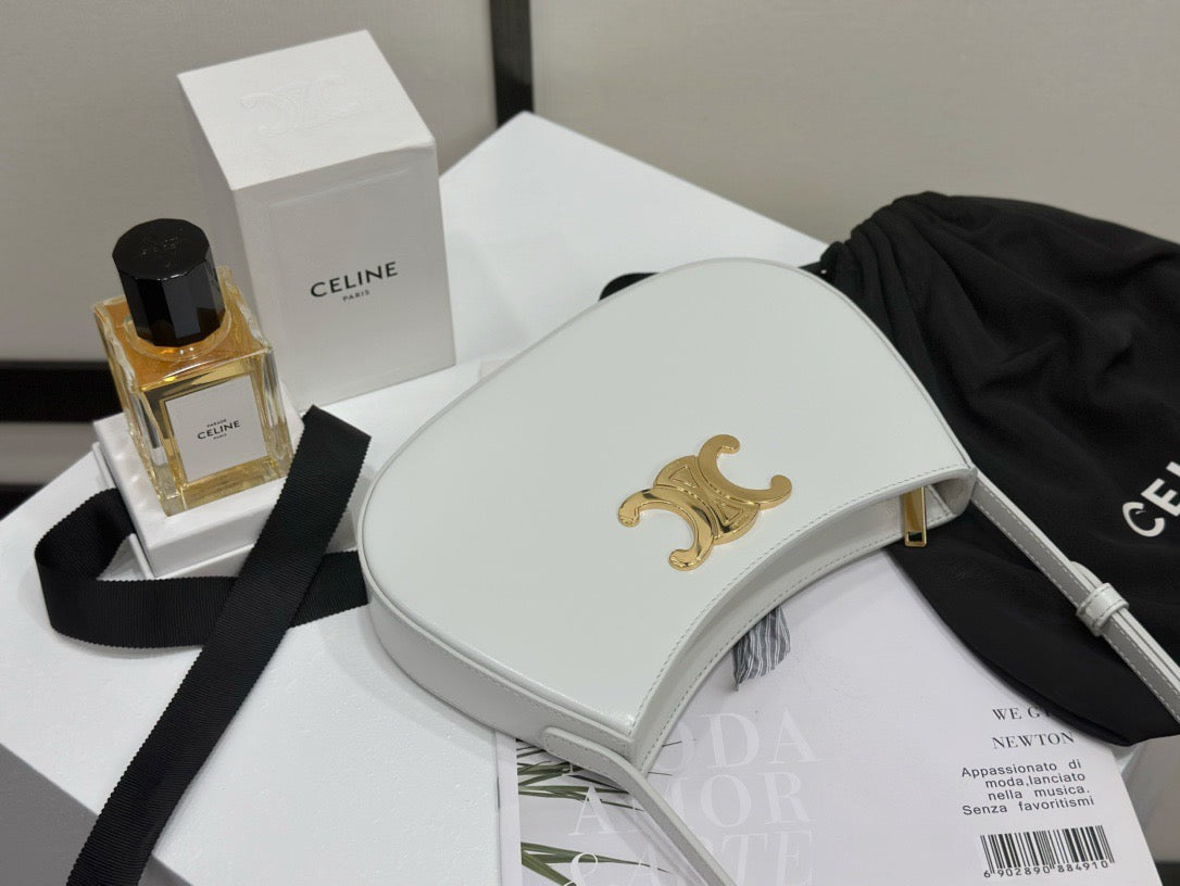 셀린느 틸리 숄더백 카프스킨 미디움