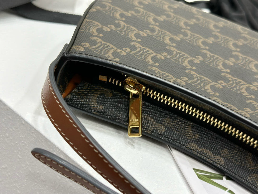 셀린느 틸리 숄더백 캔버스 미디움