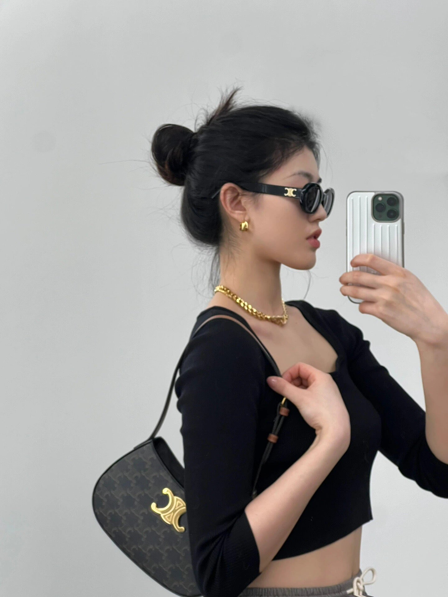 셀린느 틸리 숄더백 캔버스 미디움