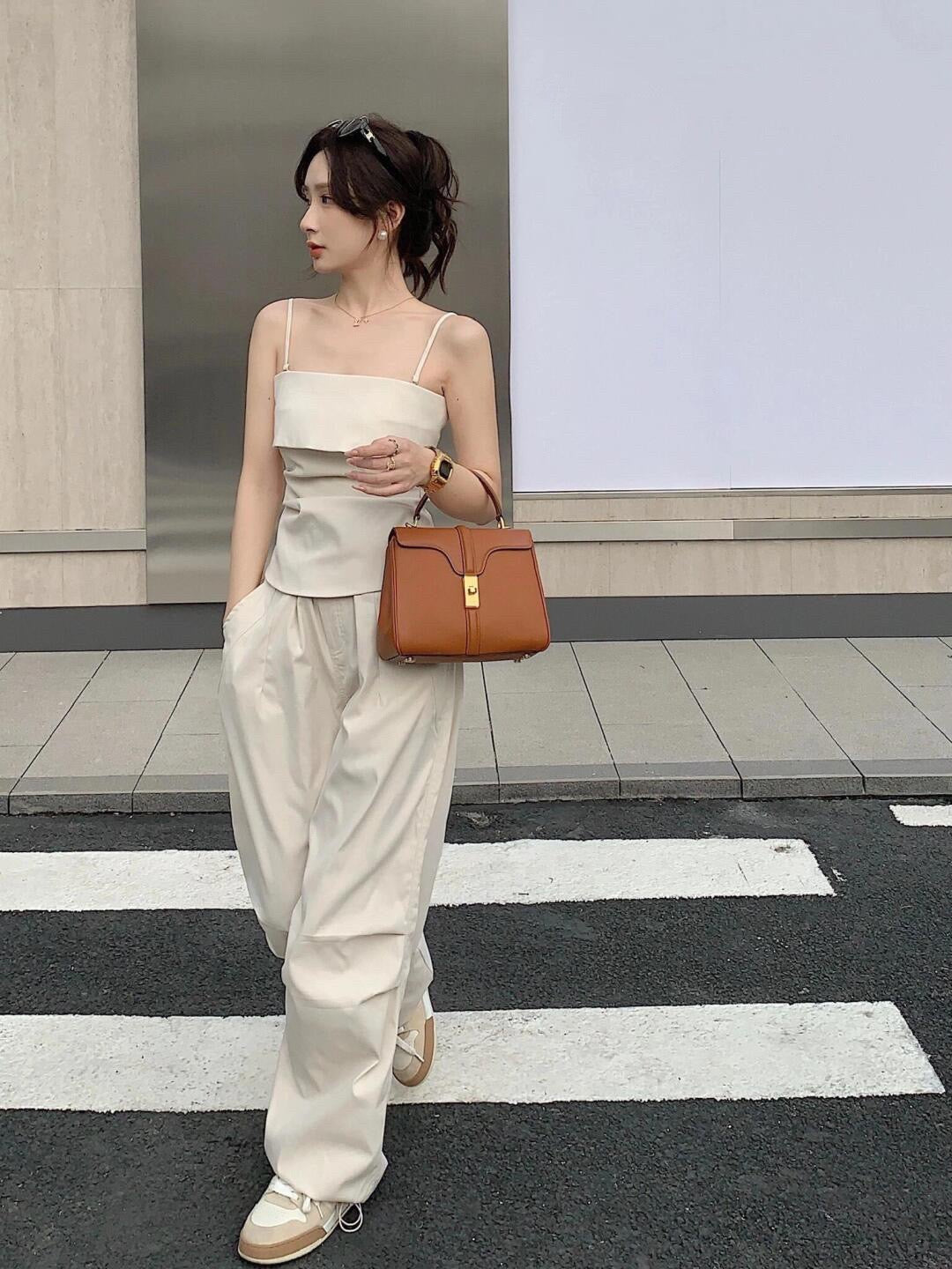 셀린느 16백 스몰