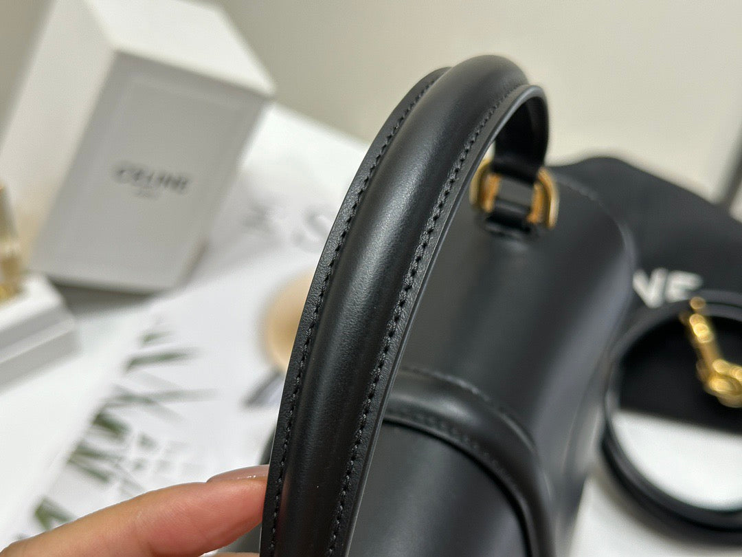 셀린느 16백 스몰