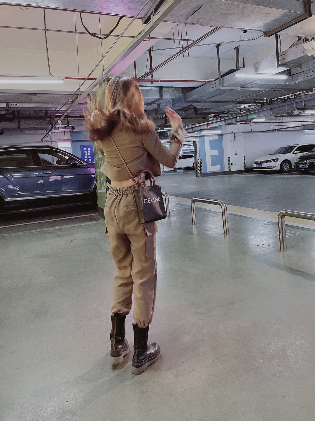 셀린느 미니 버티컬 카바스백 캔버스