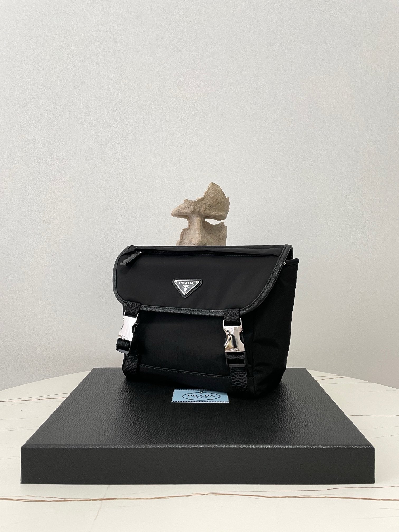 프라다 리나일론 숄더백
