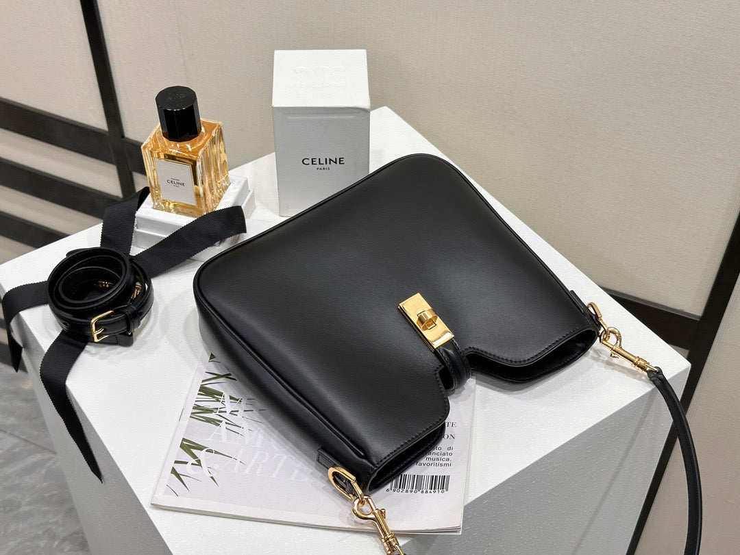 셀린느 16 소프트 까미유 스몰