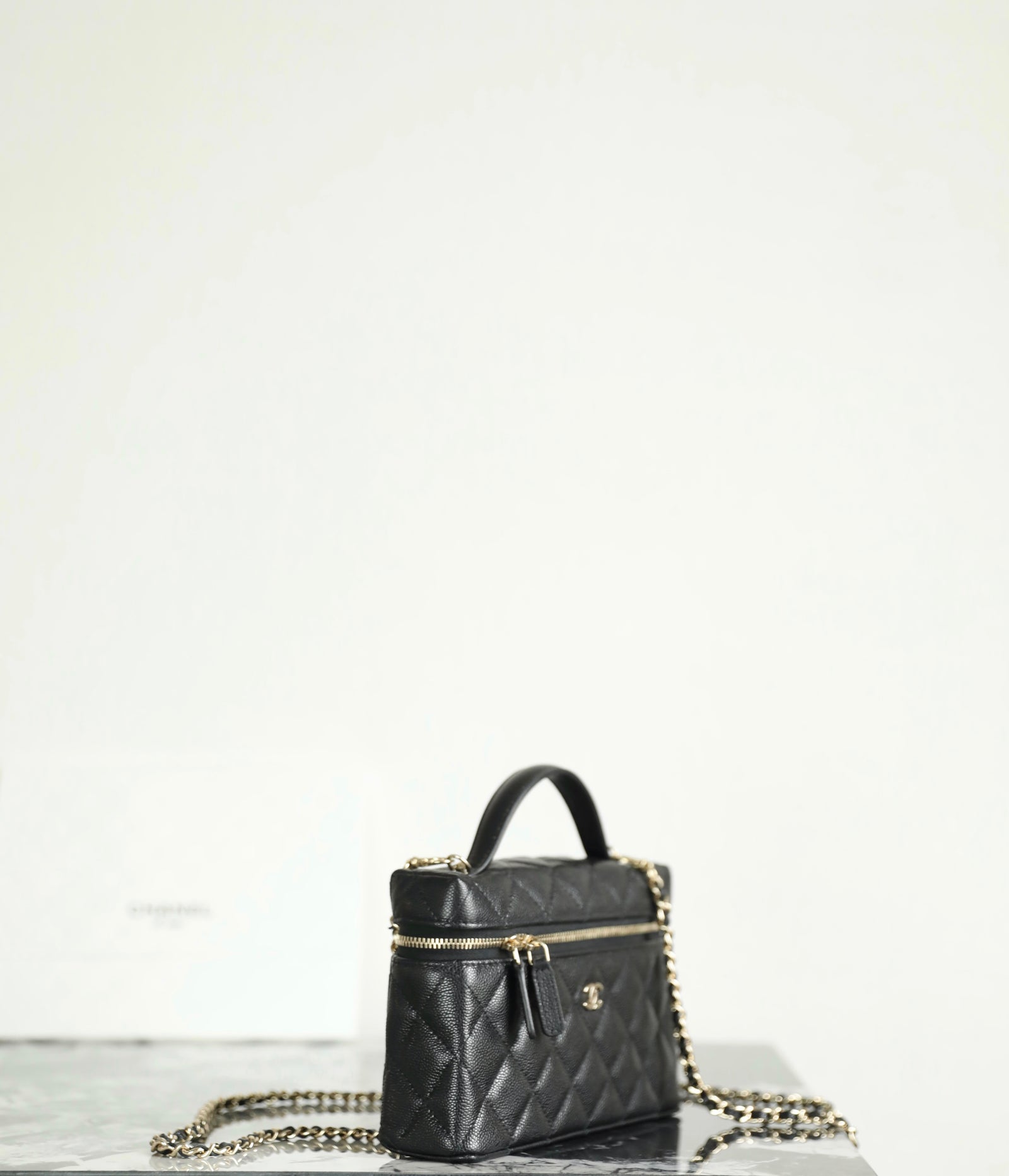 샤넬 클래식 체인 베니티 탑핸들 백