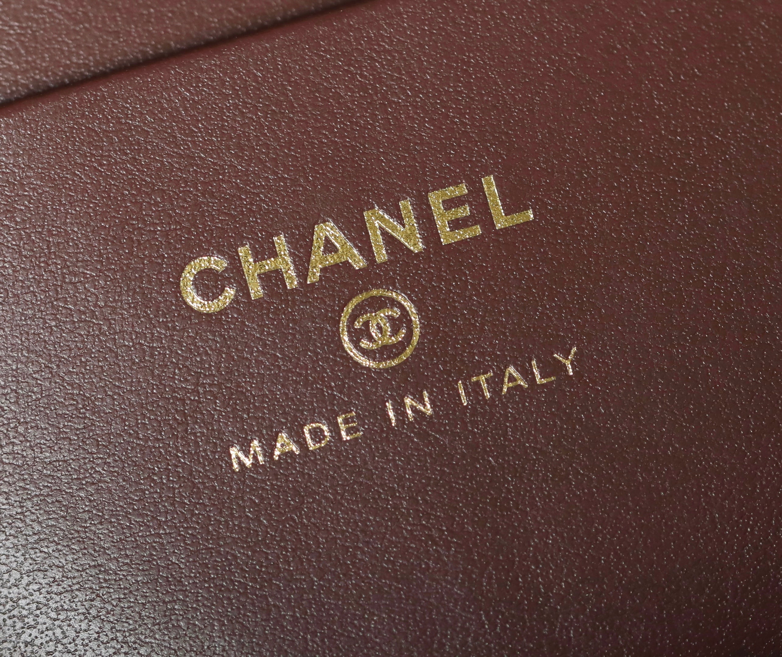 샤넬 클래식 체인 베니티 탑핸들 백