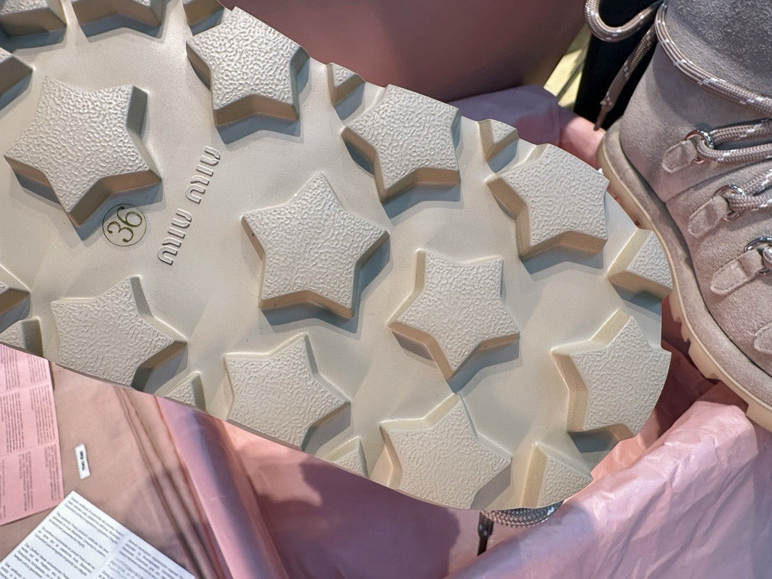 미우미우 스웨이드 부츠 데저트