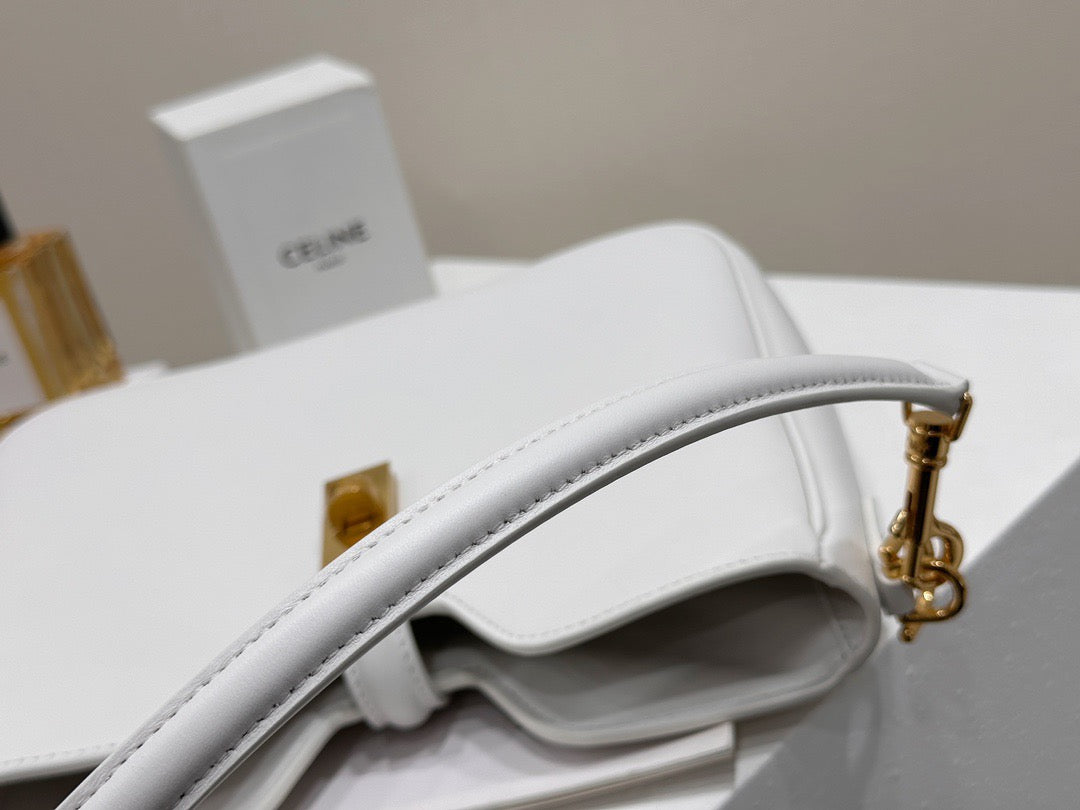 셀린느 16 소프트 까미유 스몰