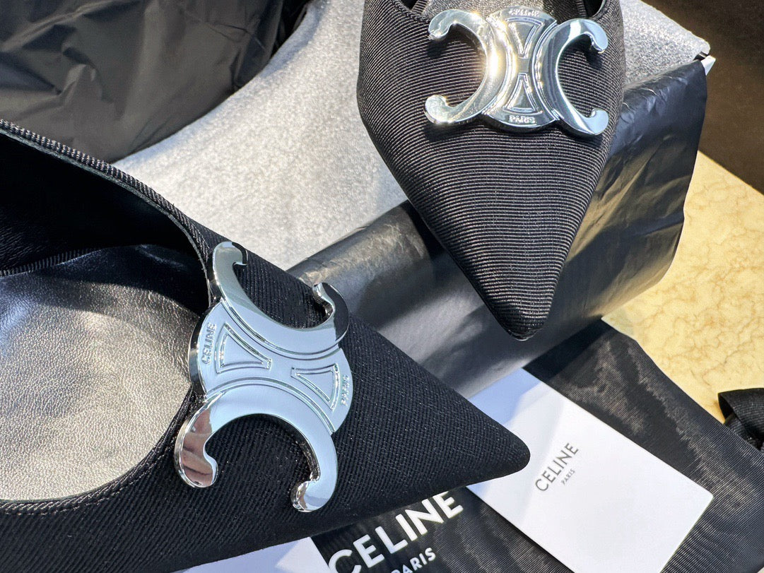 셀린느 알마 트리옹프 슬링백