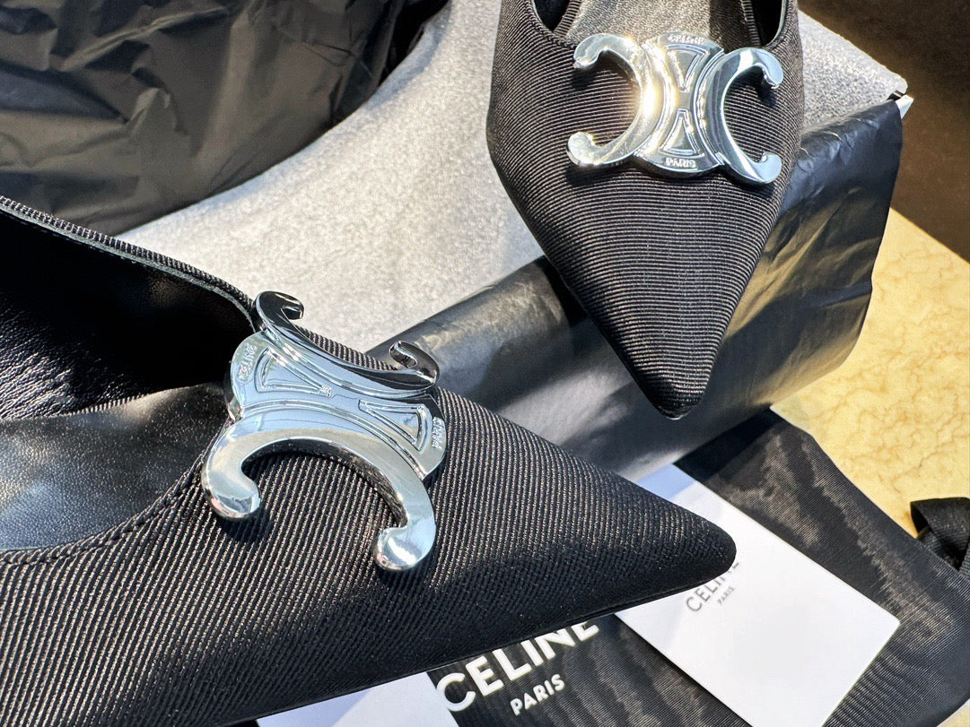 셀린느 알마 트리옹프 슬링백