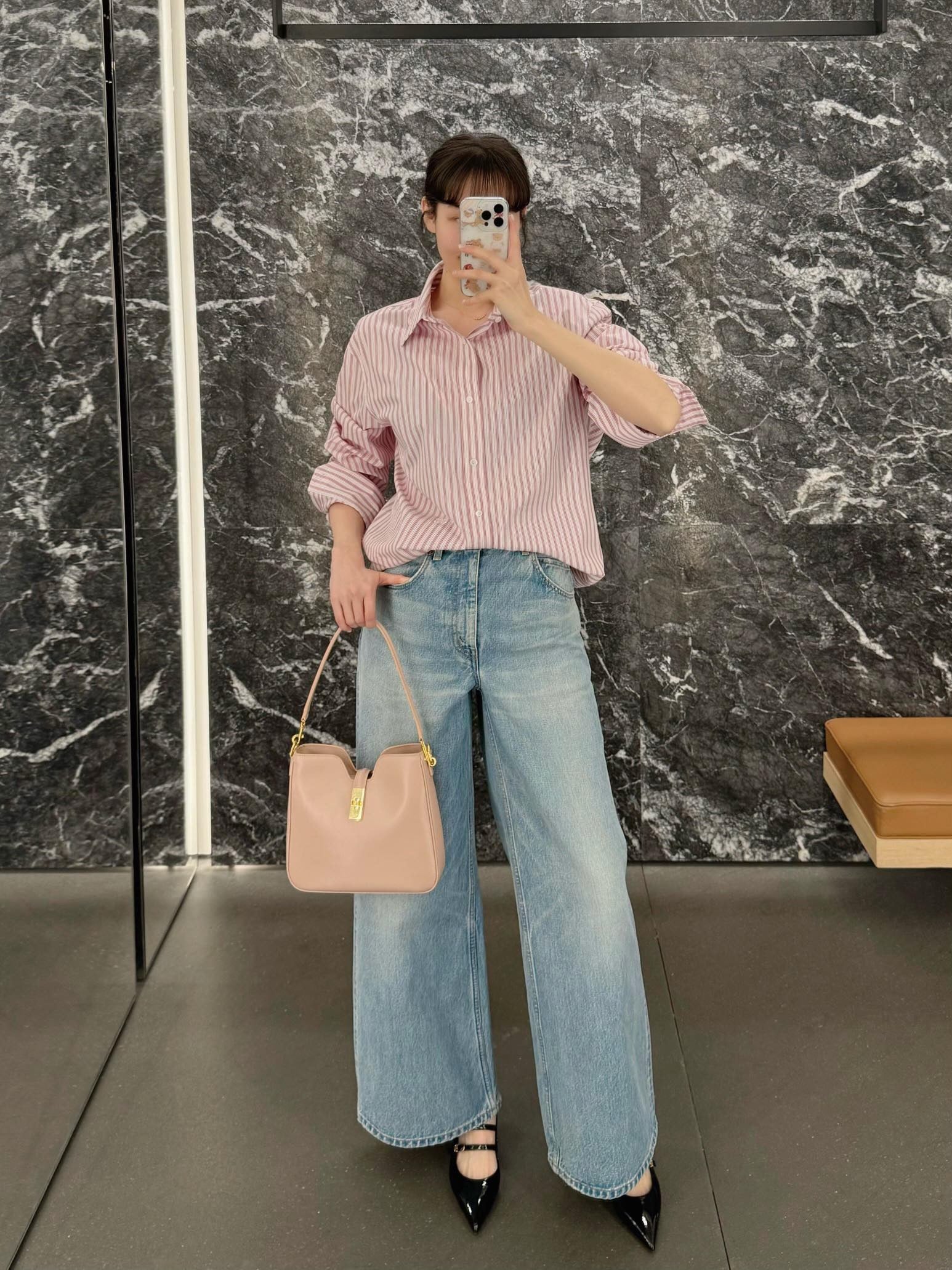 셀린느 16 소프트 까미유 스몰