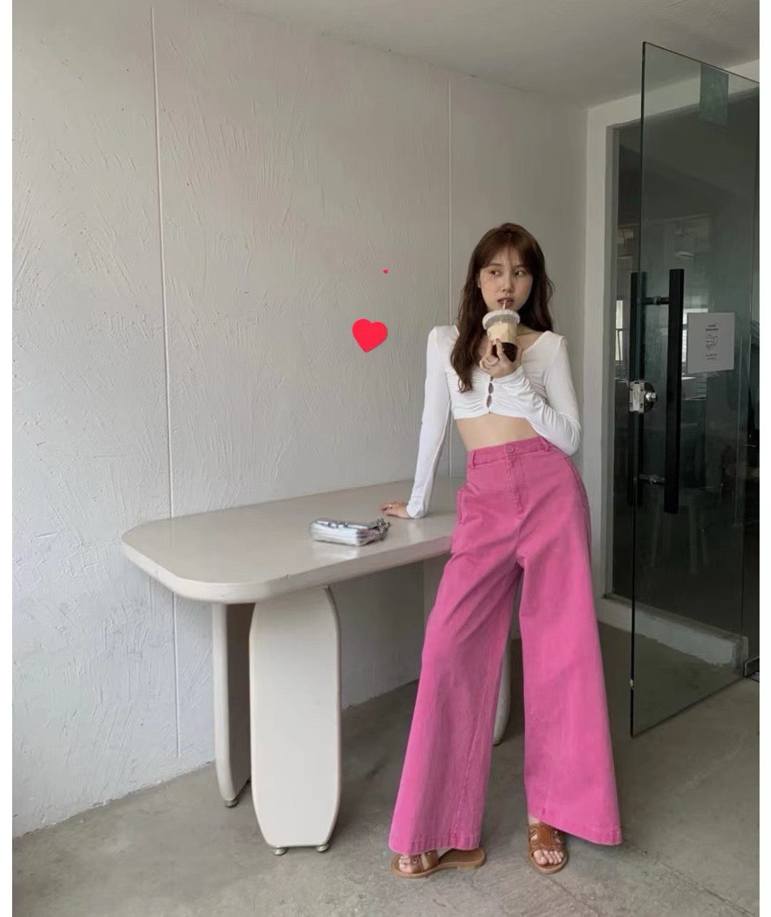 셀린느 트리옹프 뮬 슬리퍼