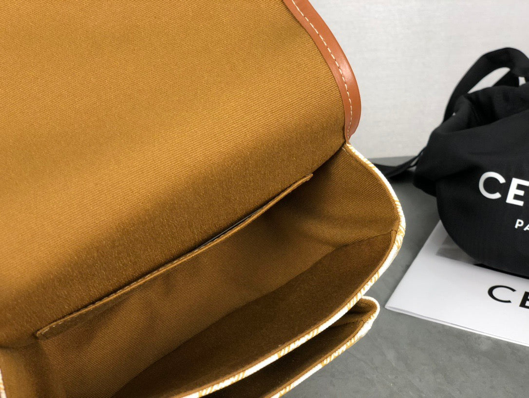 셀린느 트리옹프 폴코백 미디움