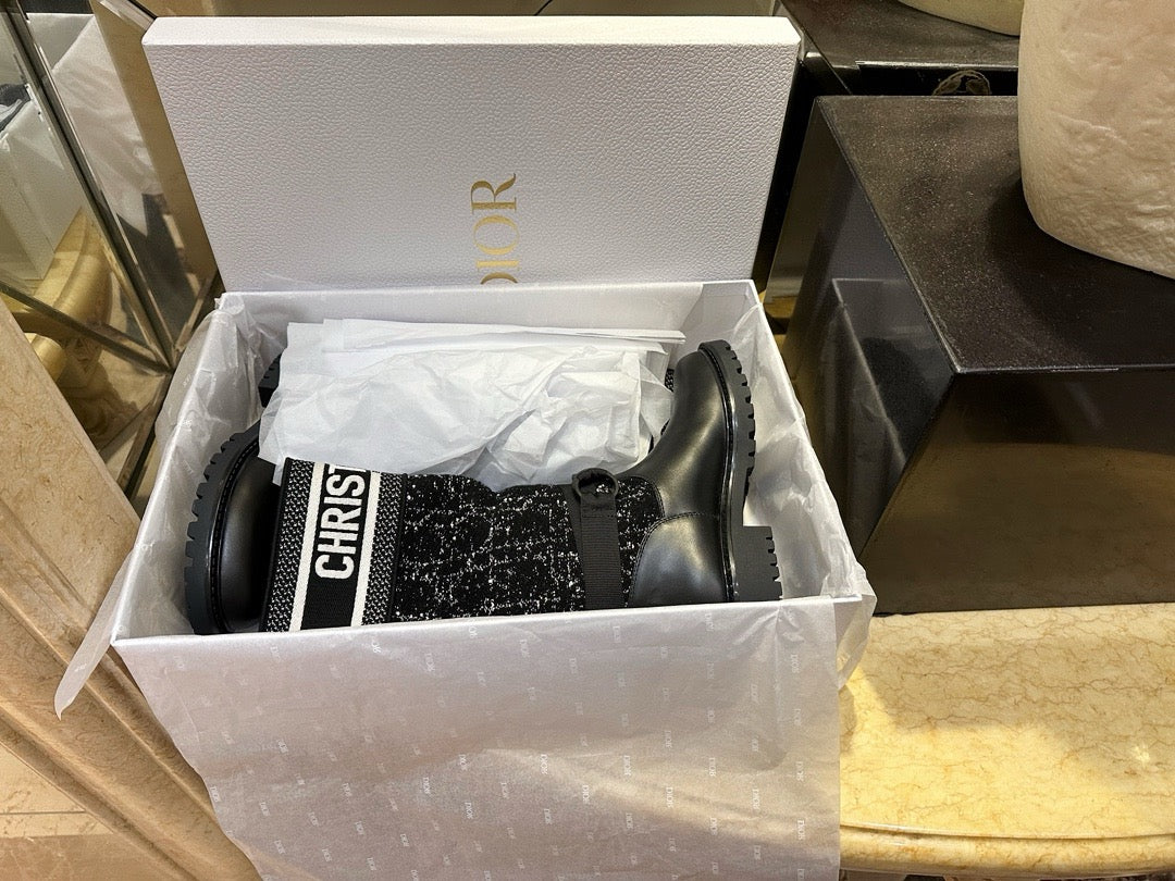 디올 디 메이저 앵클 부츠