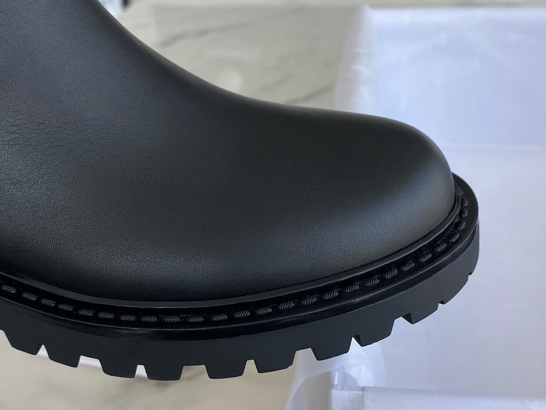 디올 D 메이저 앵클 부츠