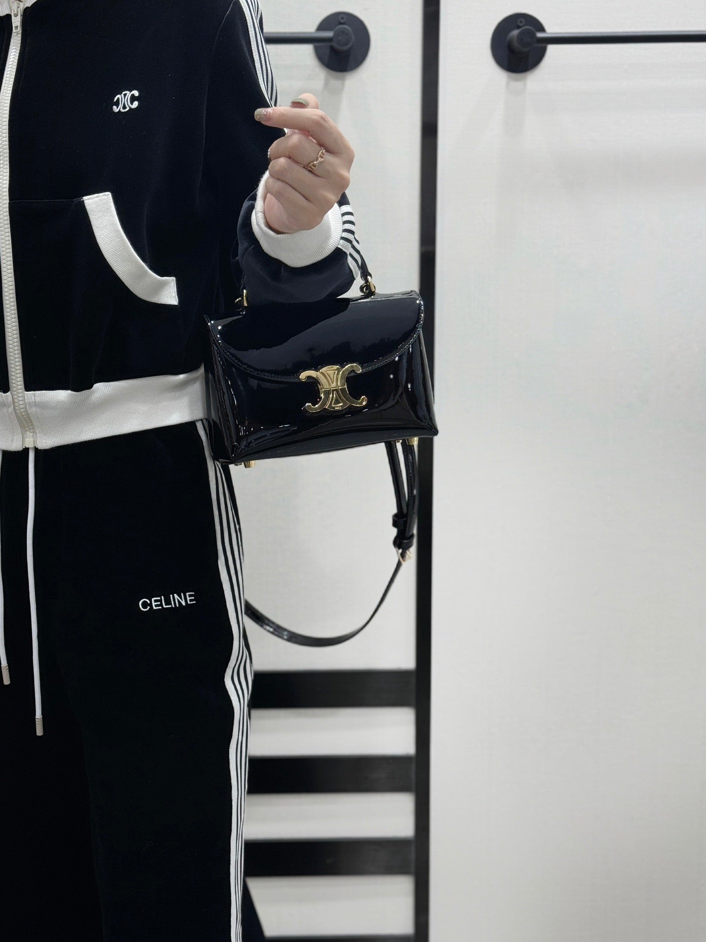 셀린느 틴 니노백 페이던트