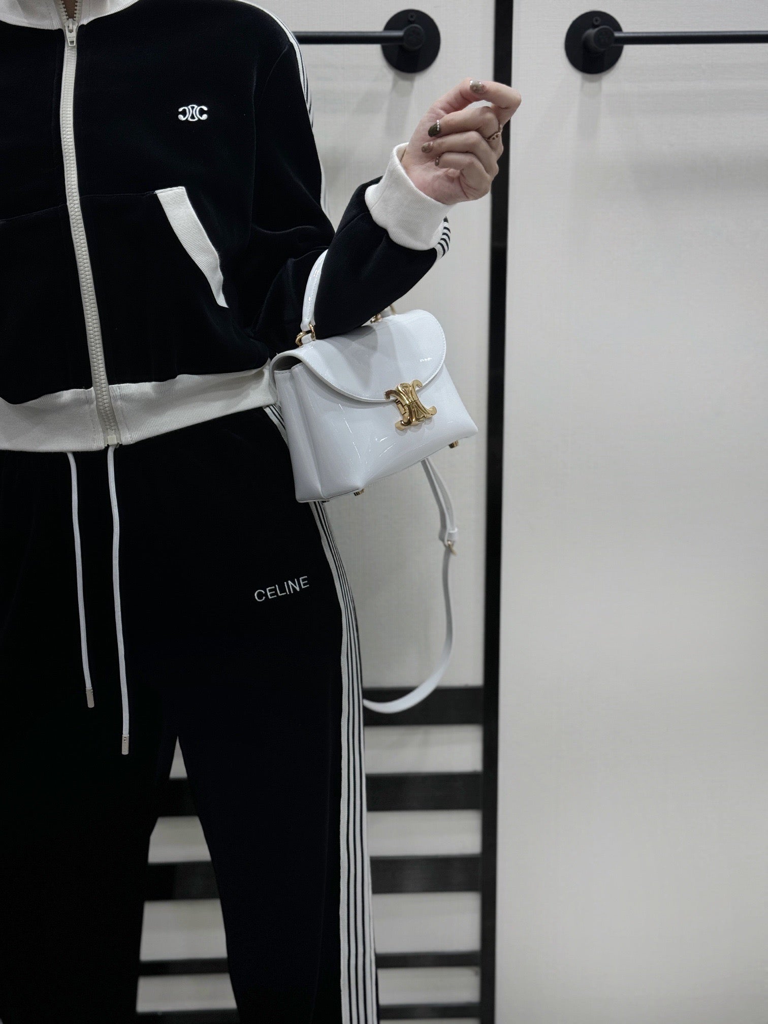 셀린느 틴 니노백 페이던트