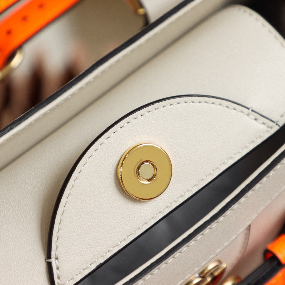 구찌 다이애나 토트백 미디움