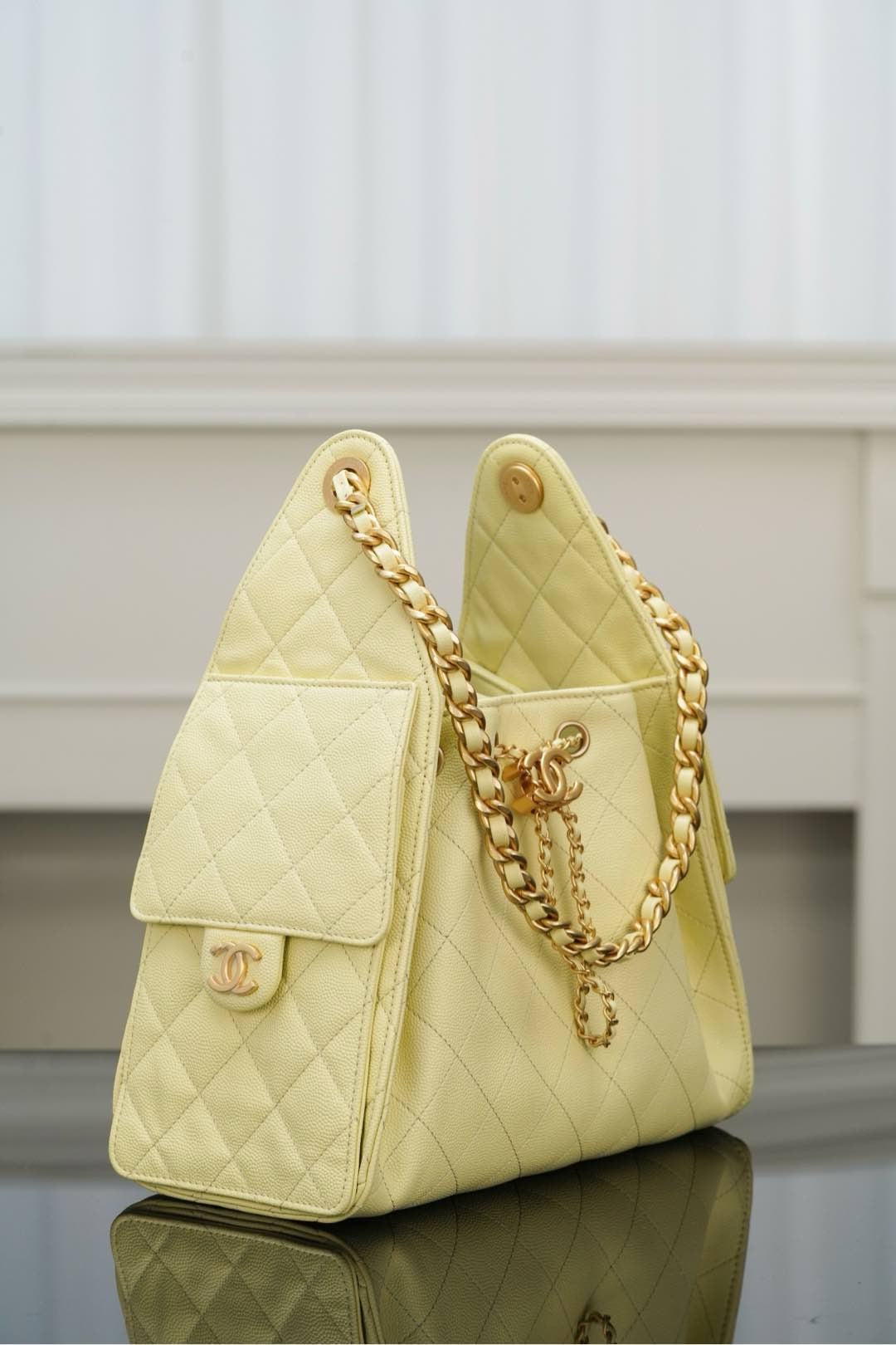 샤넬 25백 스몰 (라이트 옐로우)