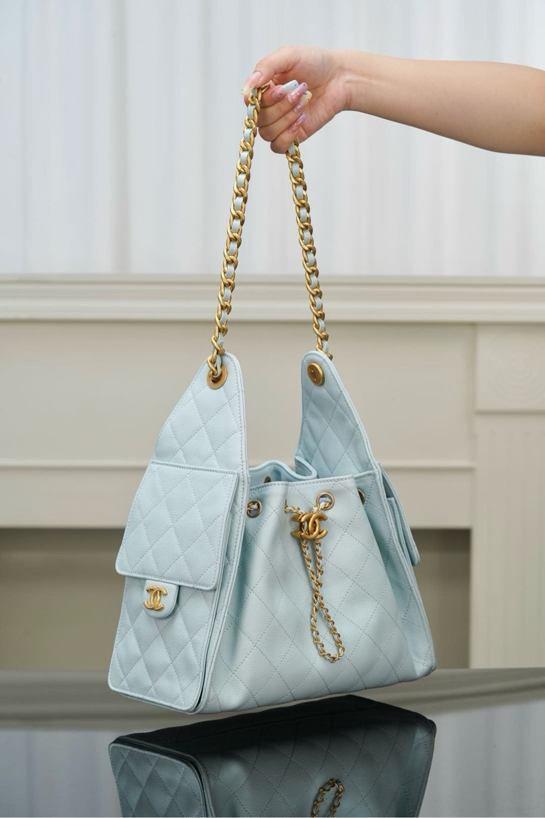 샤넬 25백 스몰 (라이트블루)