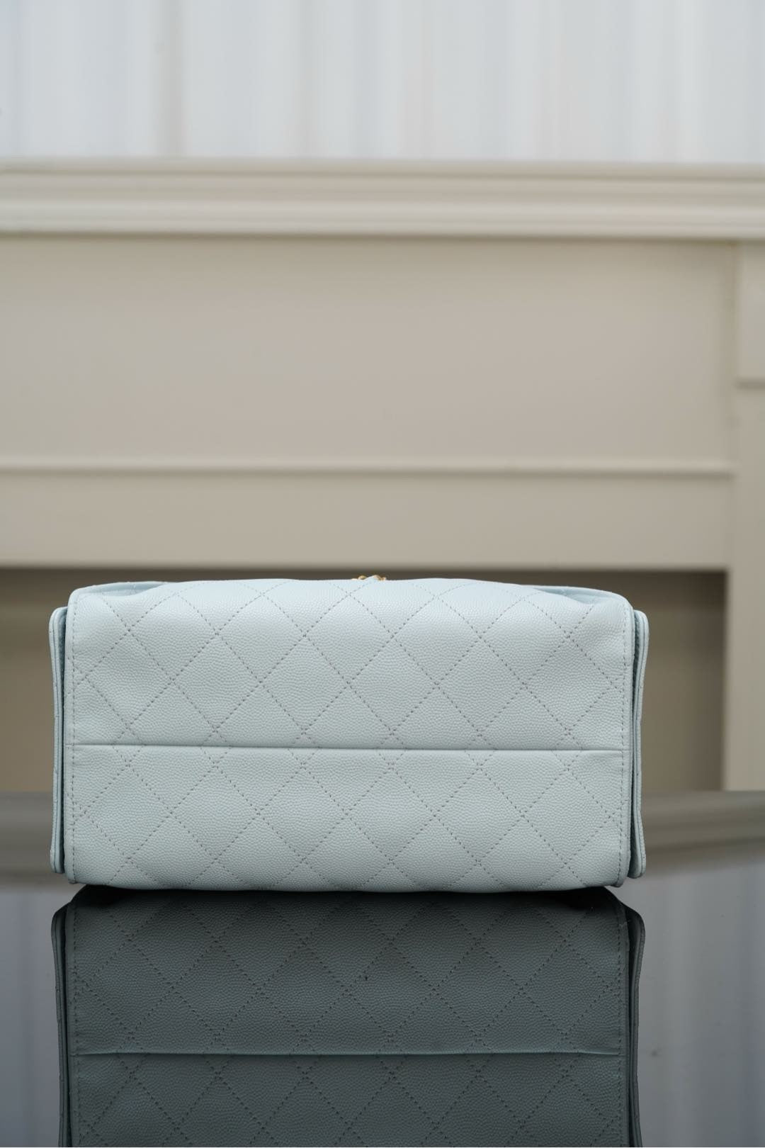 샤넬 25백 스몰 (라이트블루)