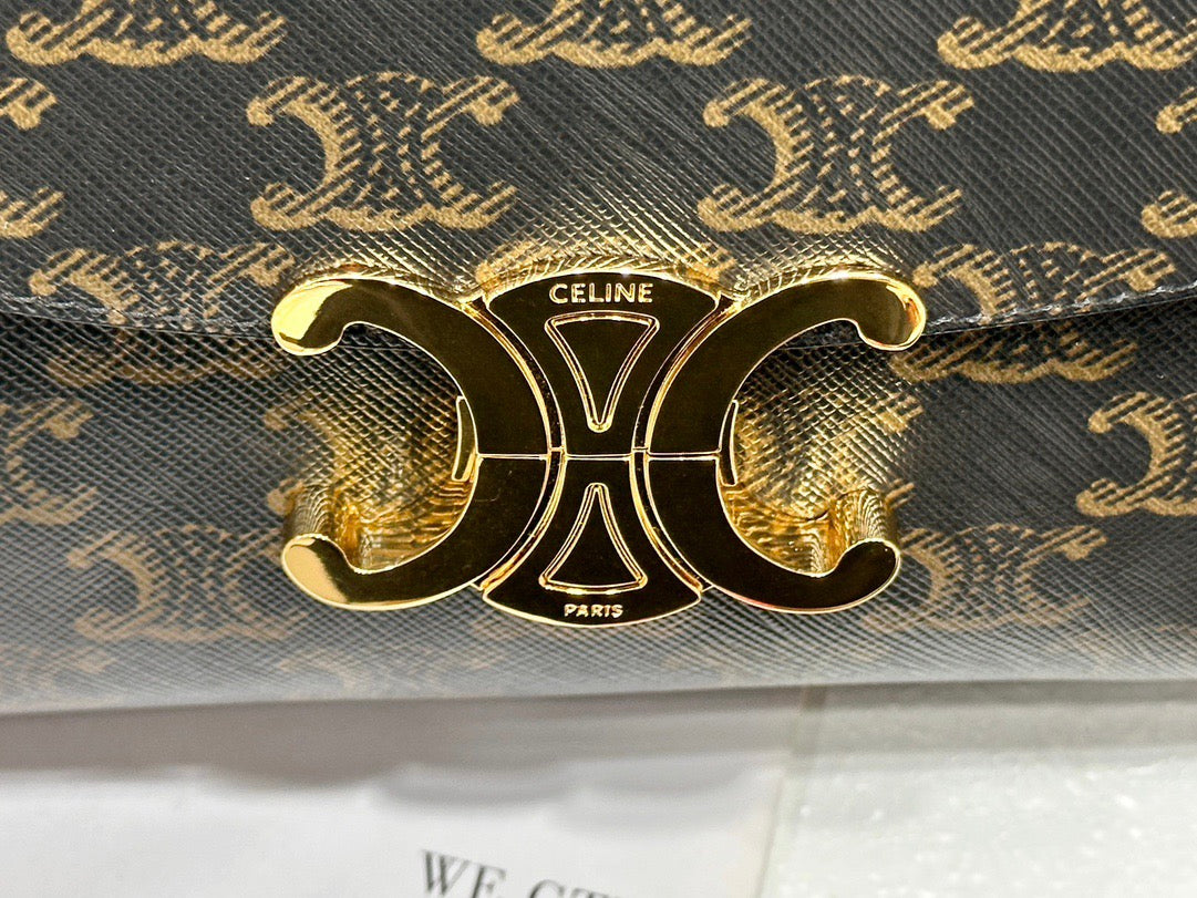 셀린느 틴 니노백 트리옹프 캔버스