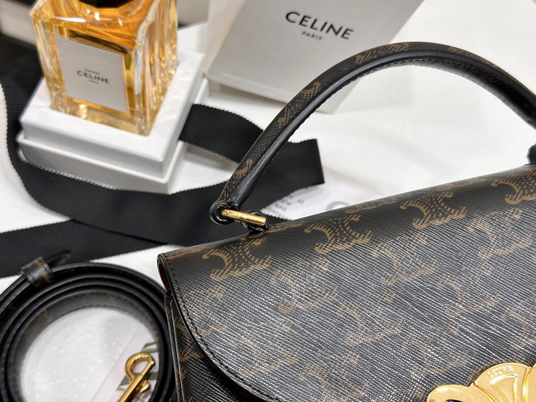 셀린느 틴 니노백 트리옹프 캔버스