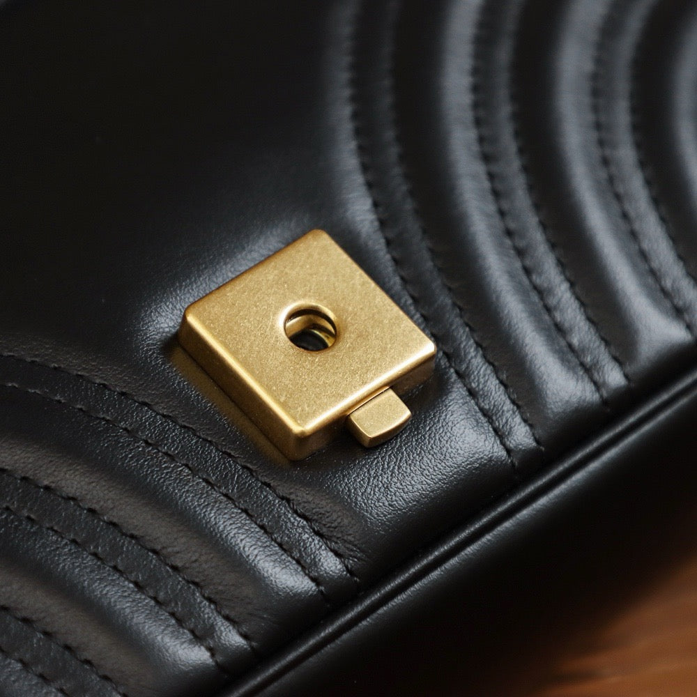 구찌 마몬트 마틀라세 미니 숄더백