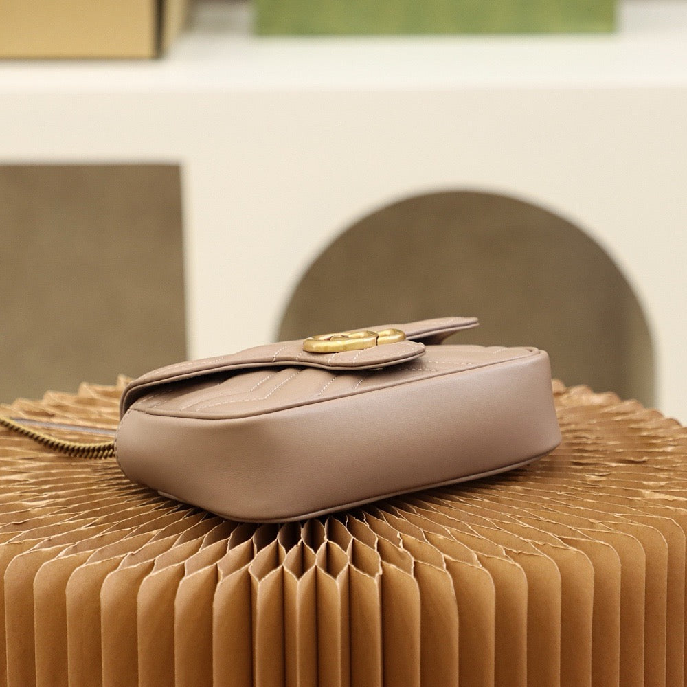 구찌 마몬트 마틀라세 슈퍼미니 숄더백