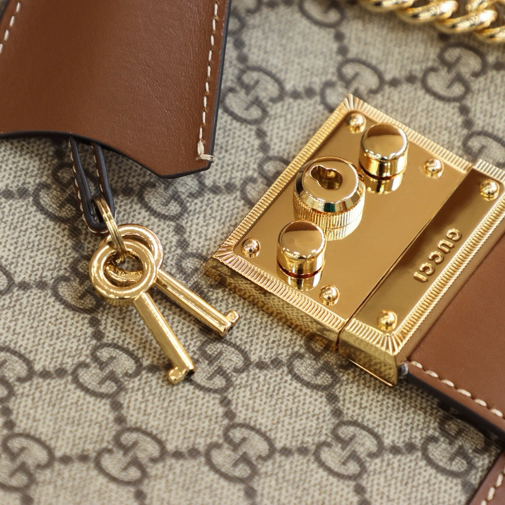 구찌 패드락 숄더백 스몰