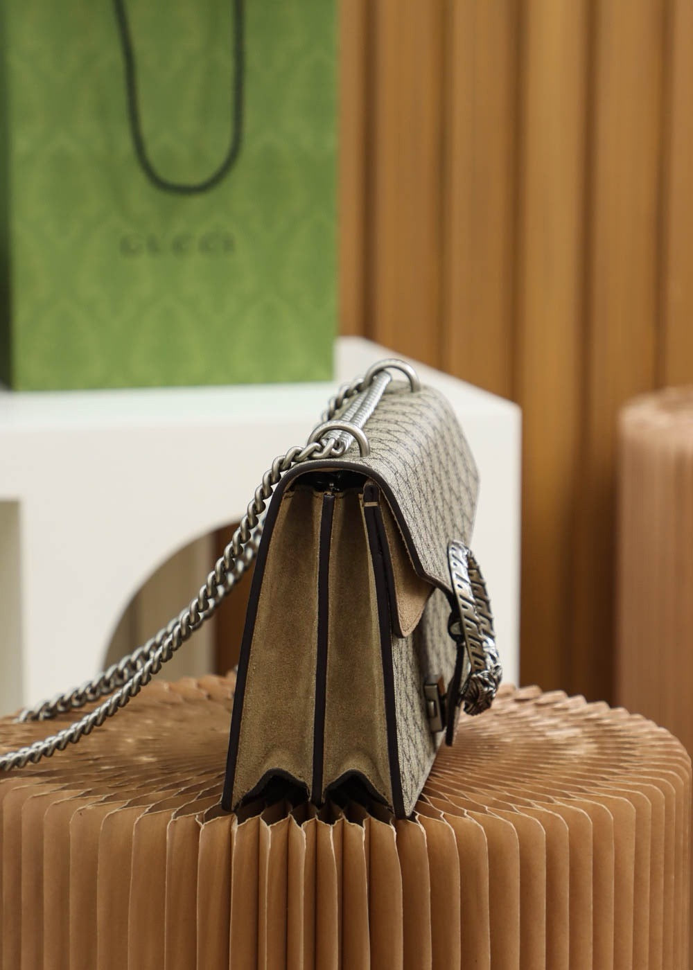 구찌 디오니소스 숄더백