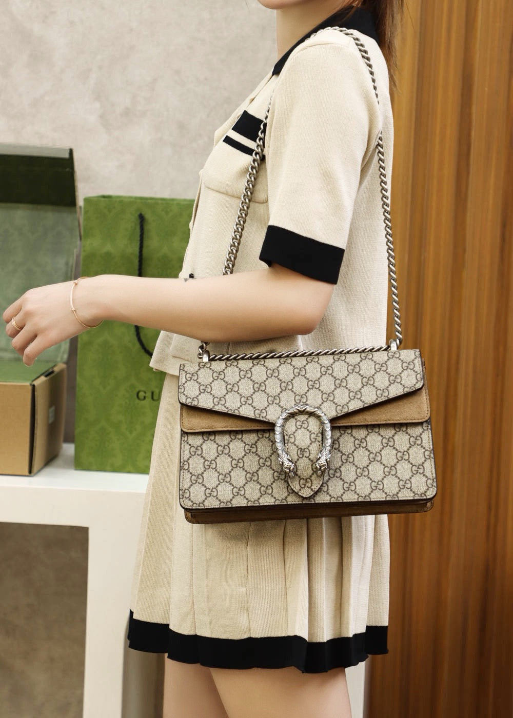 구찌 디오니소스 숄더백