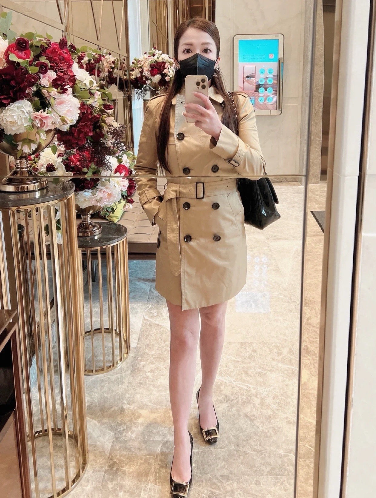 로저비비에 트럼펫 메탈 버클 펌프스
