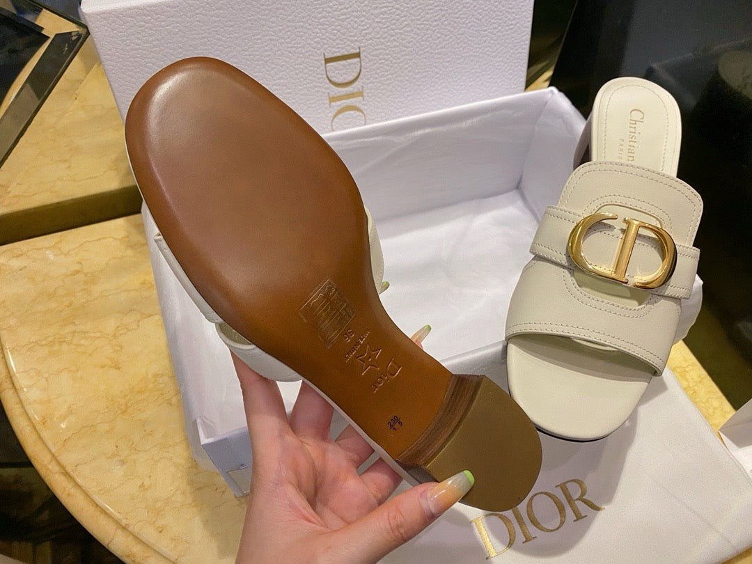 디올 30 몽테뉴 뮬 힐