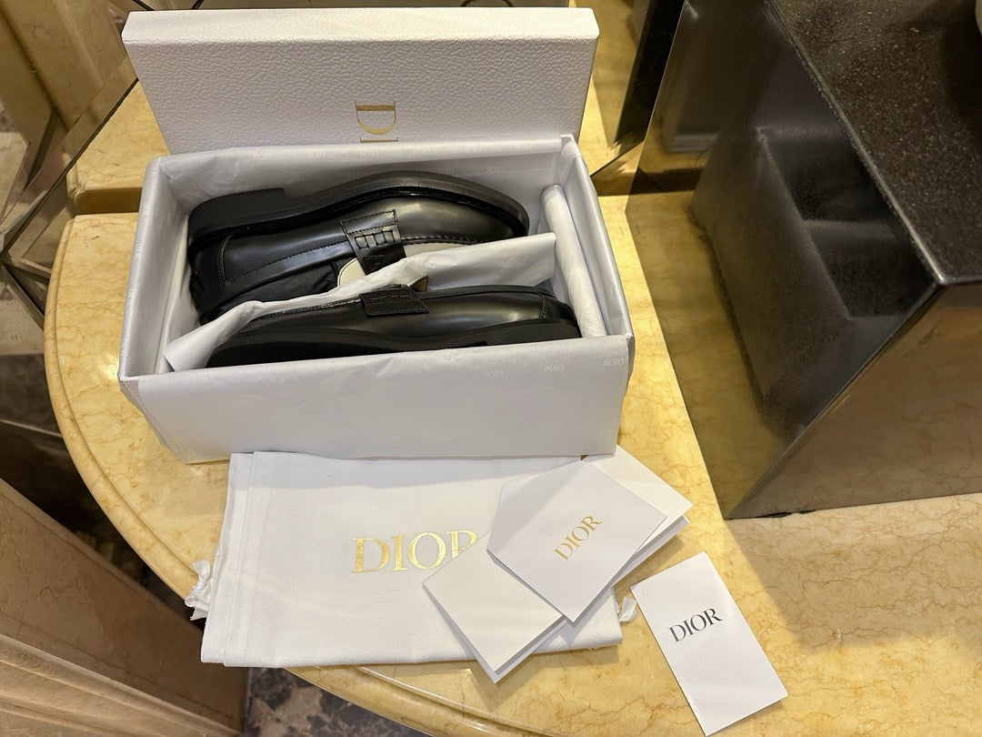 디올 보이 여성 로퍼