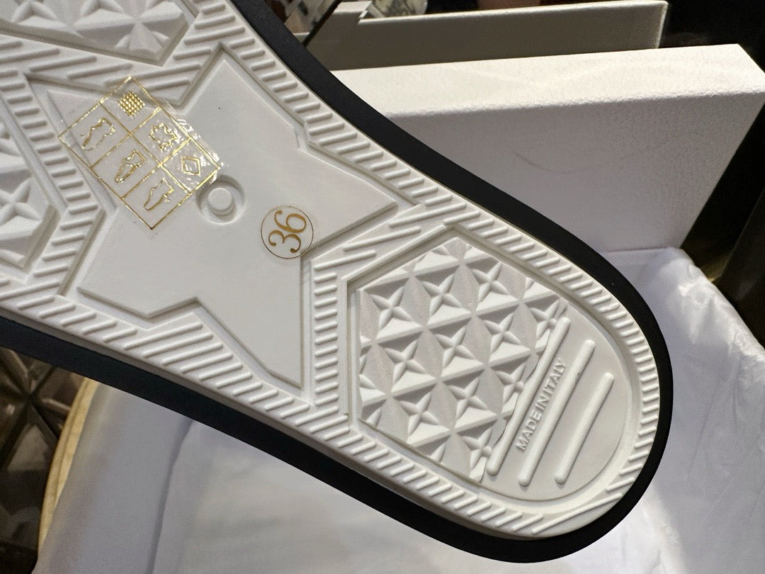 디올 오블리크 플랫폼 스니커즈