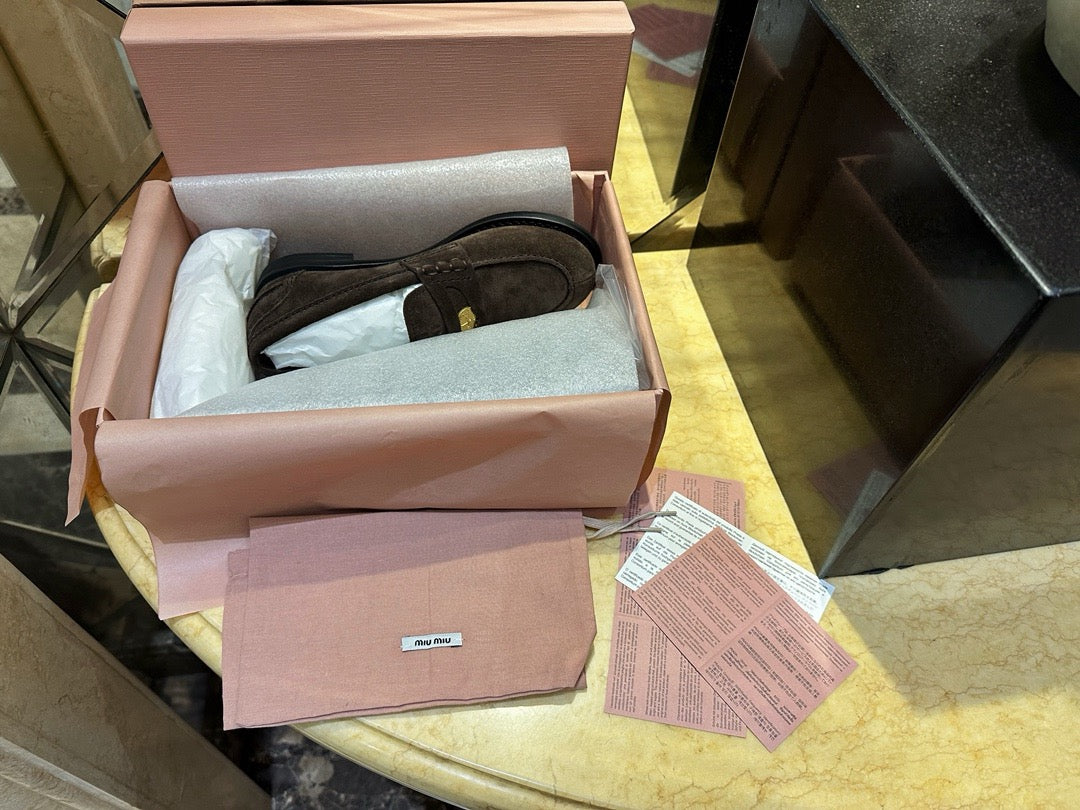 미우미우 스웨이드 페니 로퍼