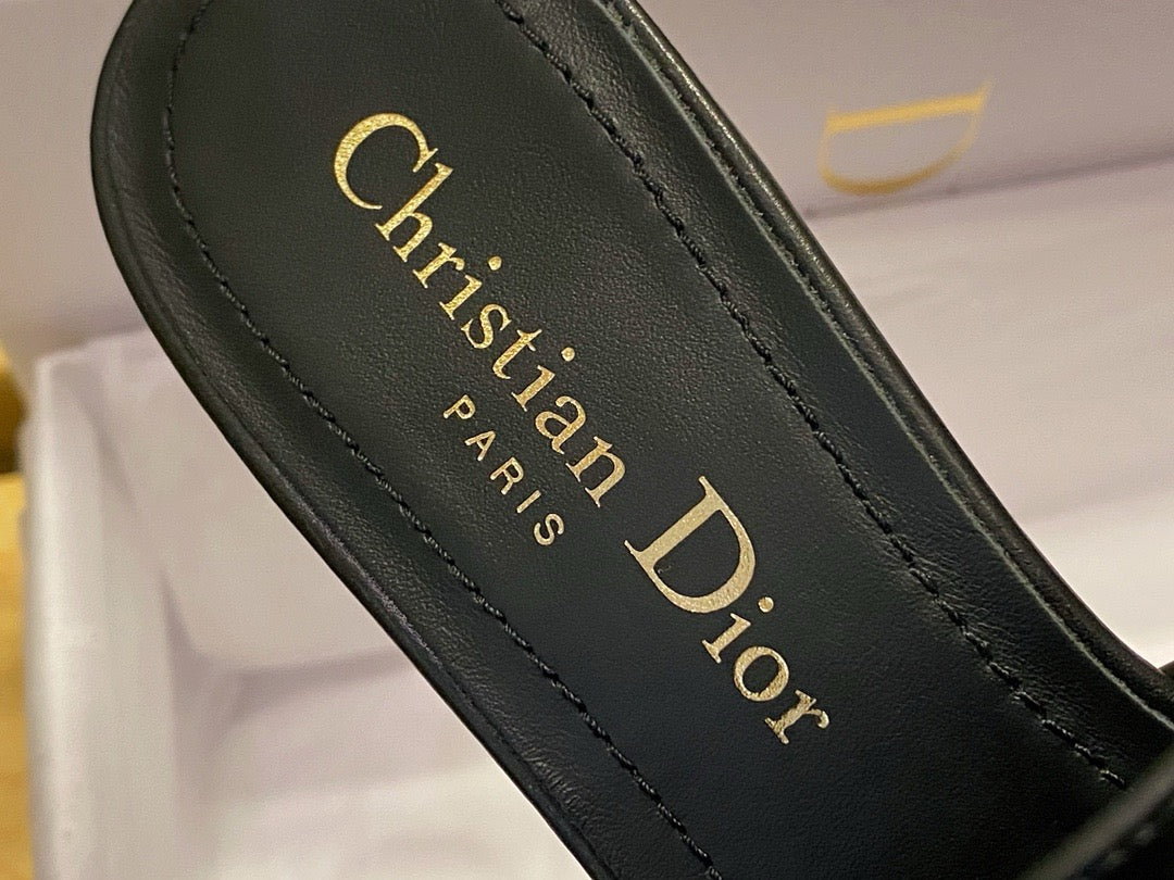 디올 30 몽테뉴 뮬 힐