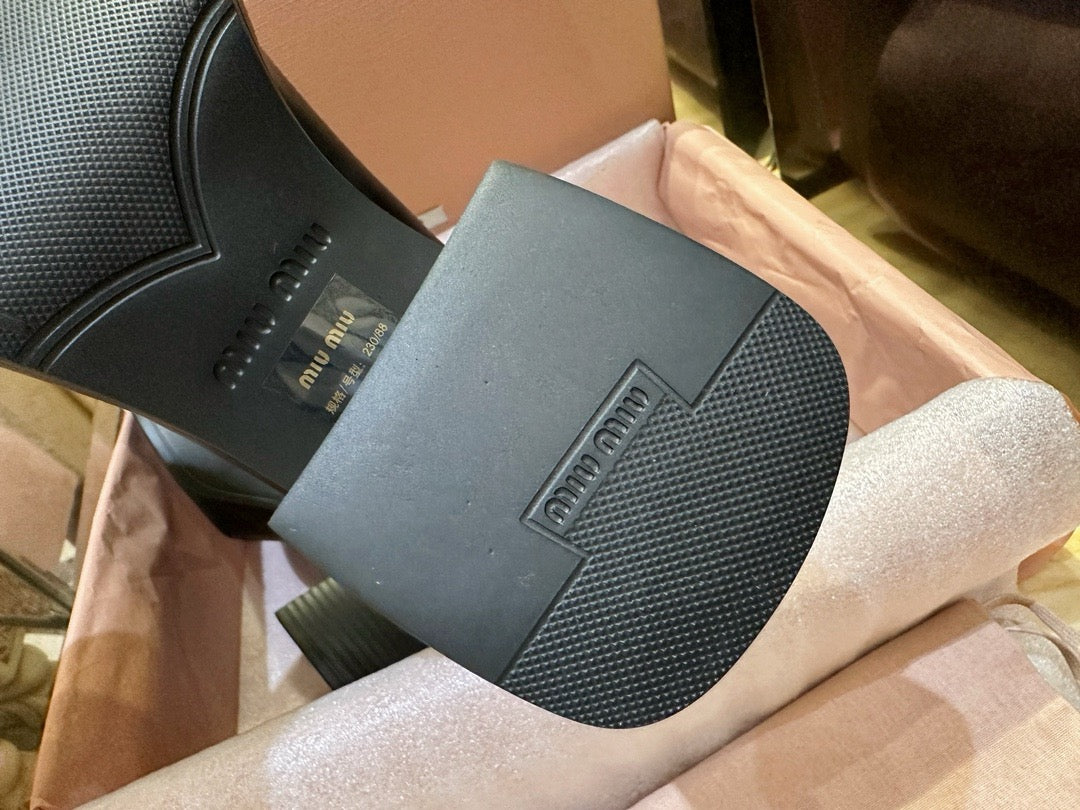 미우미우 페니 로퍼 펌프스힐