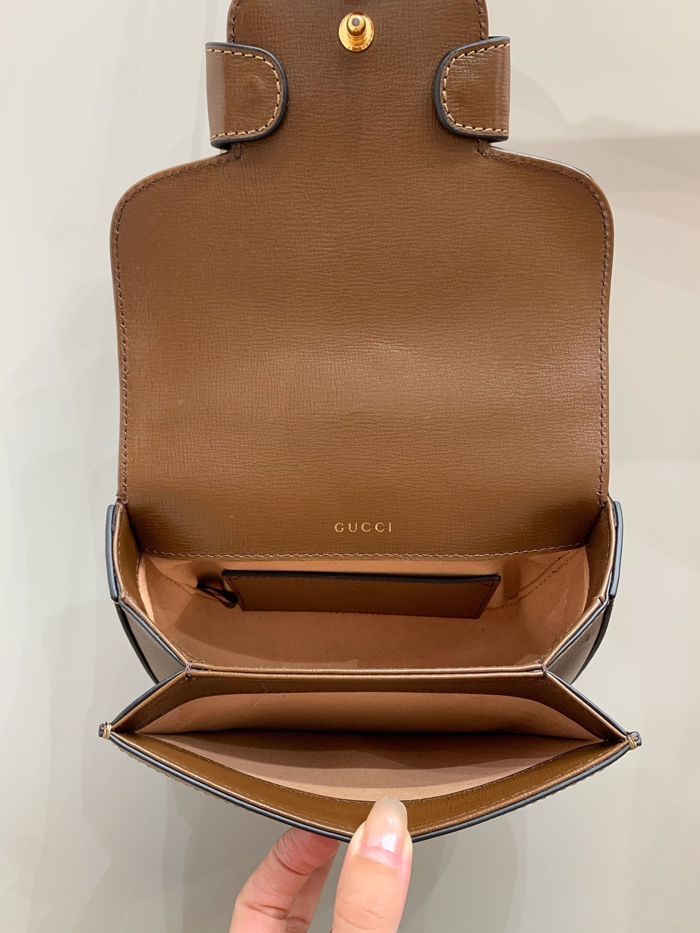 구찌 홀스빗 미니 탑 핸들백