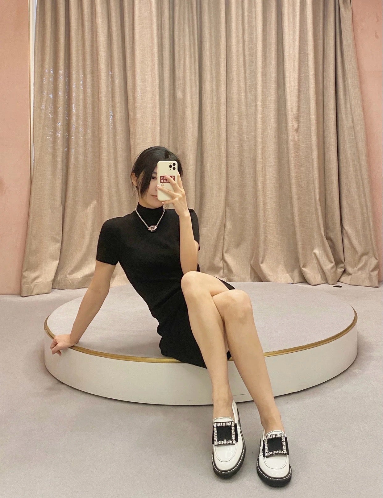 로저비비에 비브 레인저스 스니치 스트라스 버클 로퍼