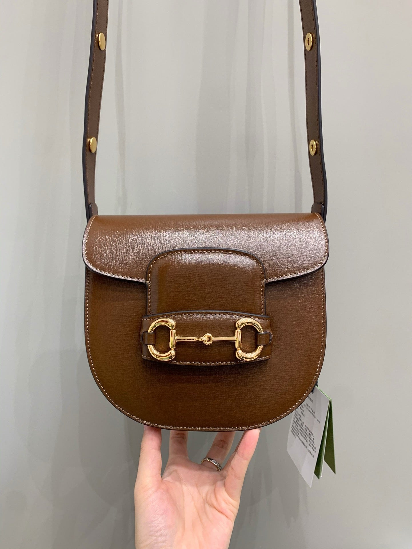 구찌 홀스빗 1955 올레더 라운드 미니백