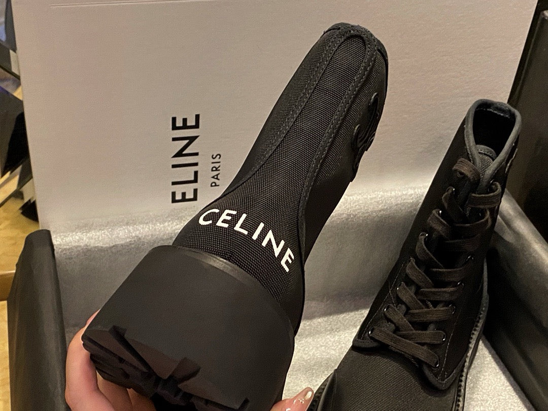 셀린느 나일론 벌키 레이스업 부츠