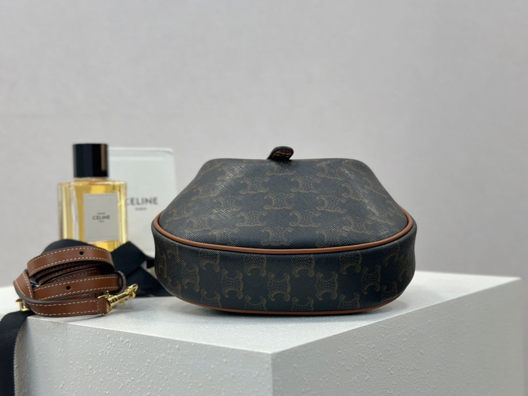 셀린느 틴 룰루백