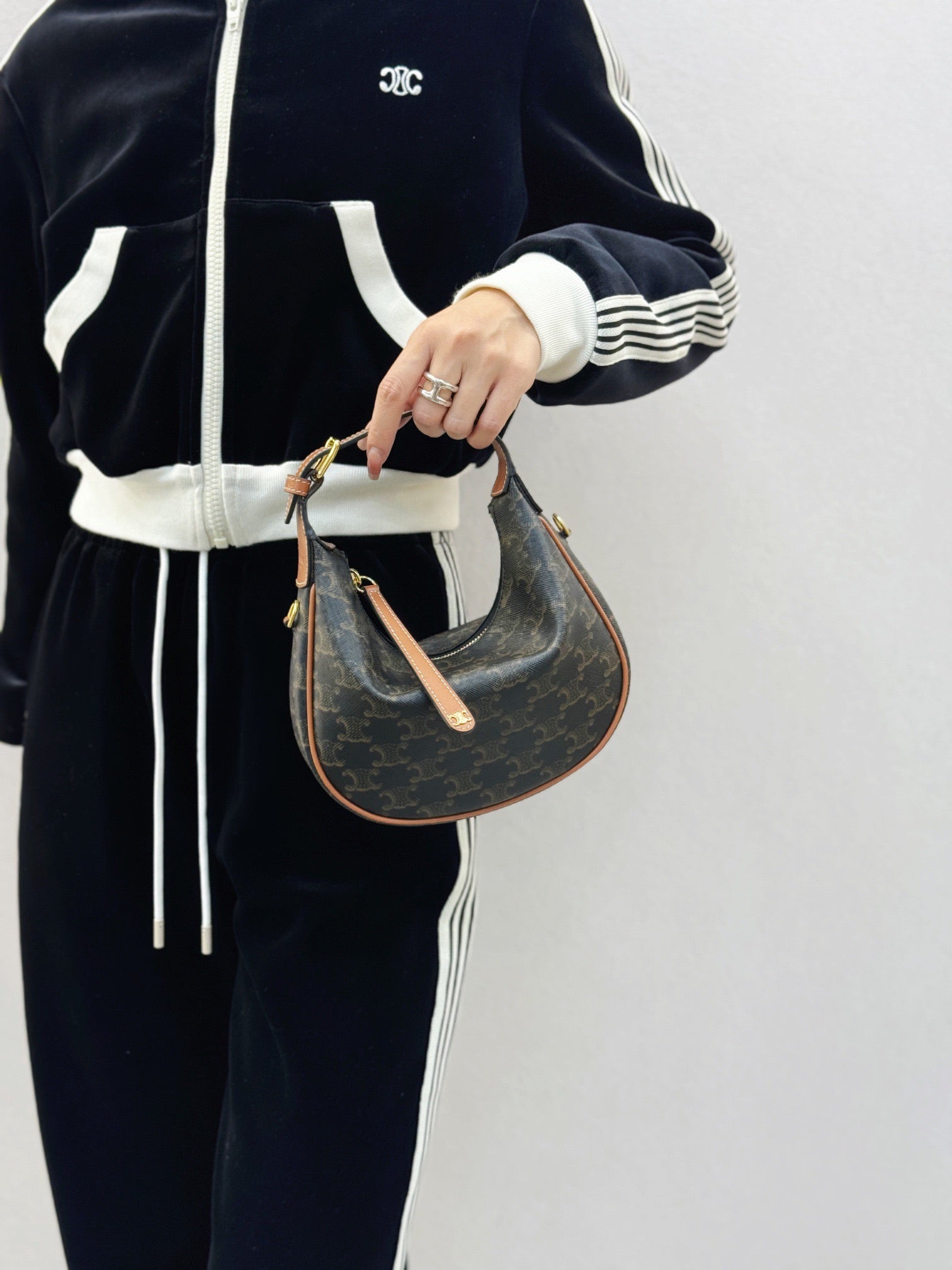 셀린느 틴 룰루백