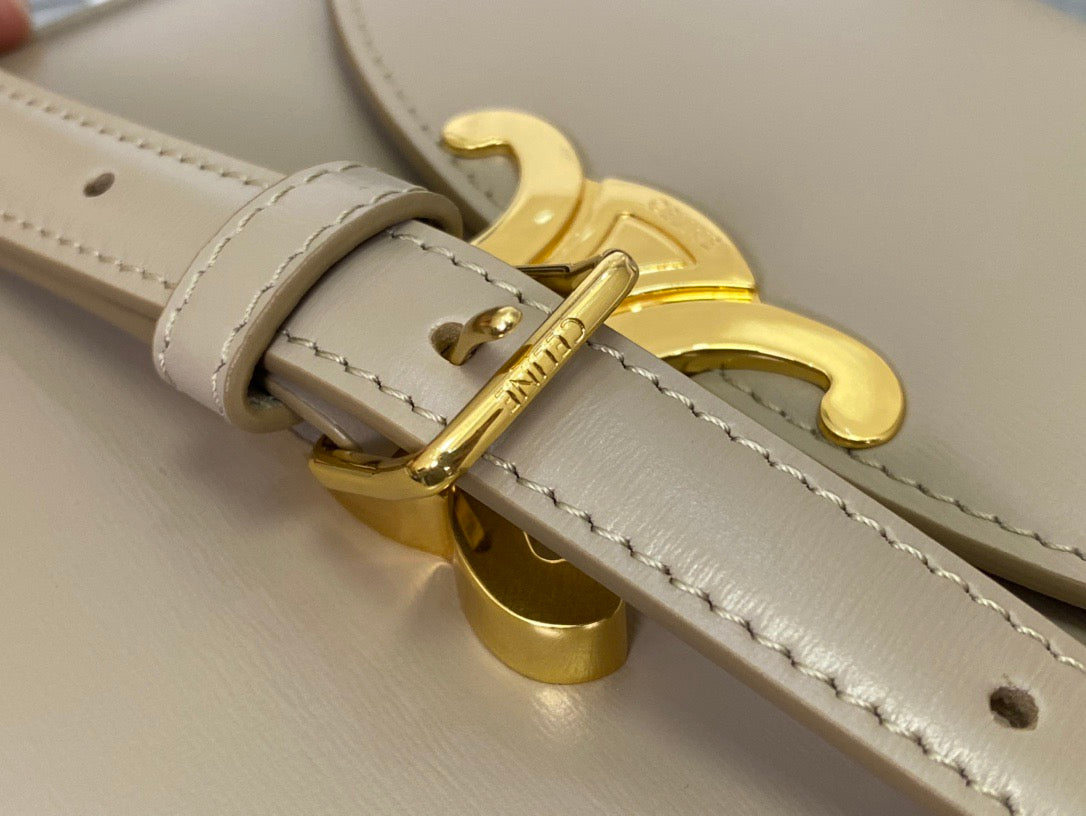 셀린느 트리옹프 틴 베사체 숄더백