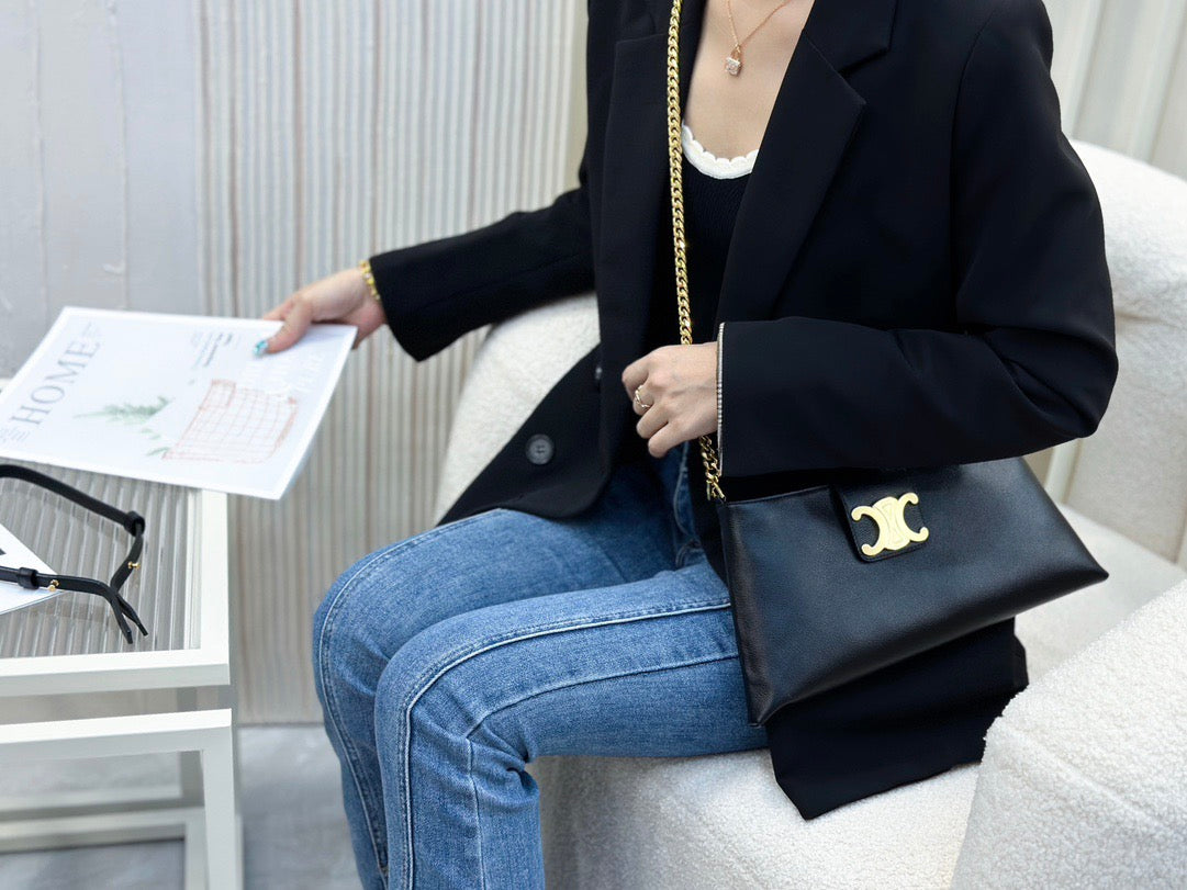 셀린느 윌튼 트리옹프 클러치 숄더백